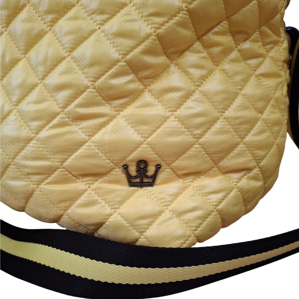 Oliver Thomas Yellow Kitchen Sink Quilted Tote Bag with Pouch - Picture 5 of 8